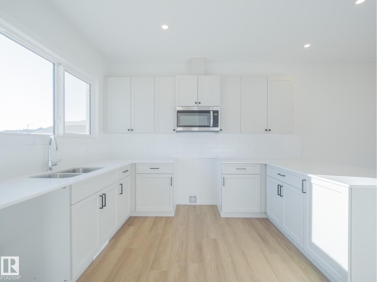 17227 4 St Nw Property Photo 7