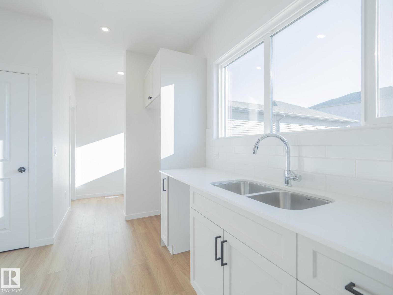 17227 4 St Nw Property Photo 8