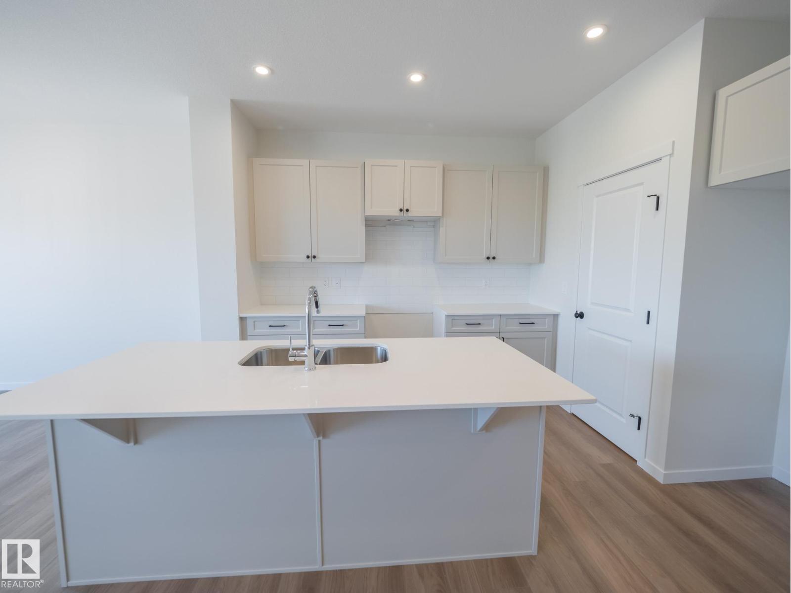 9328 230 St Nw Property Photo 10