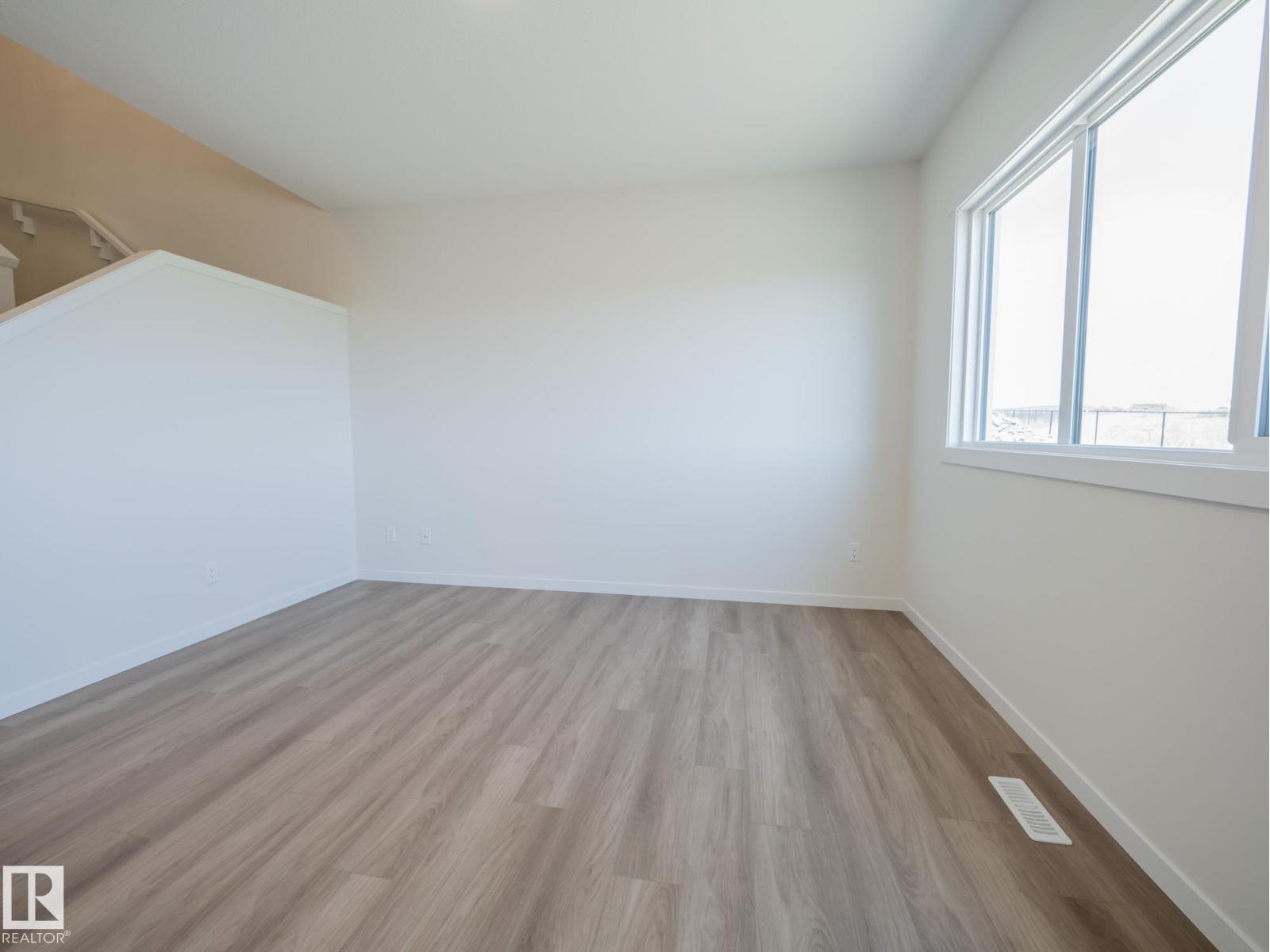 9328 230 St Nw Property Photo 21