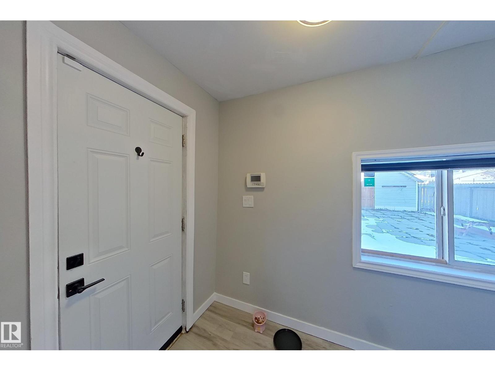 9328 106a Av Nw Property Photo 17