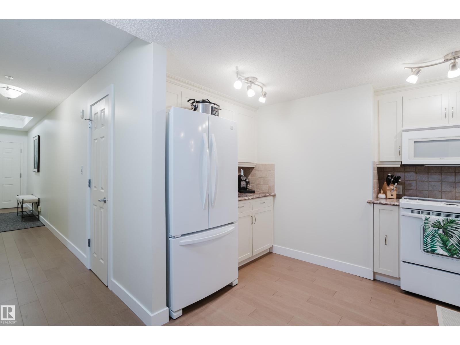 #206 10108 125 St Nw Property Photo 15