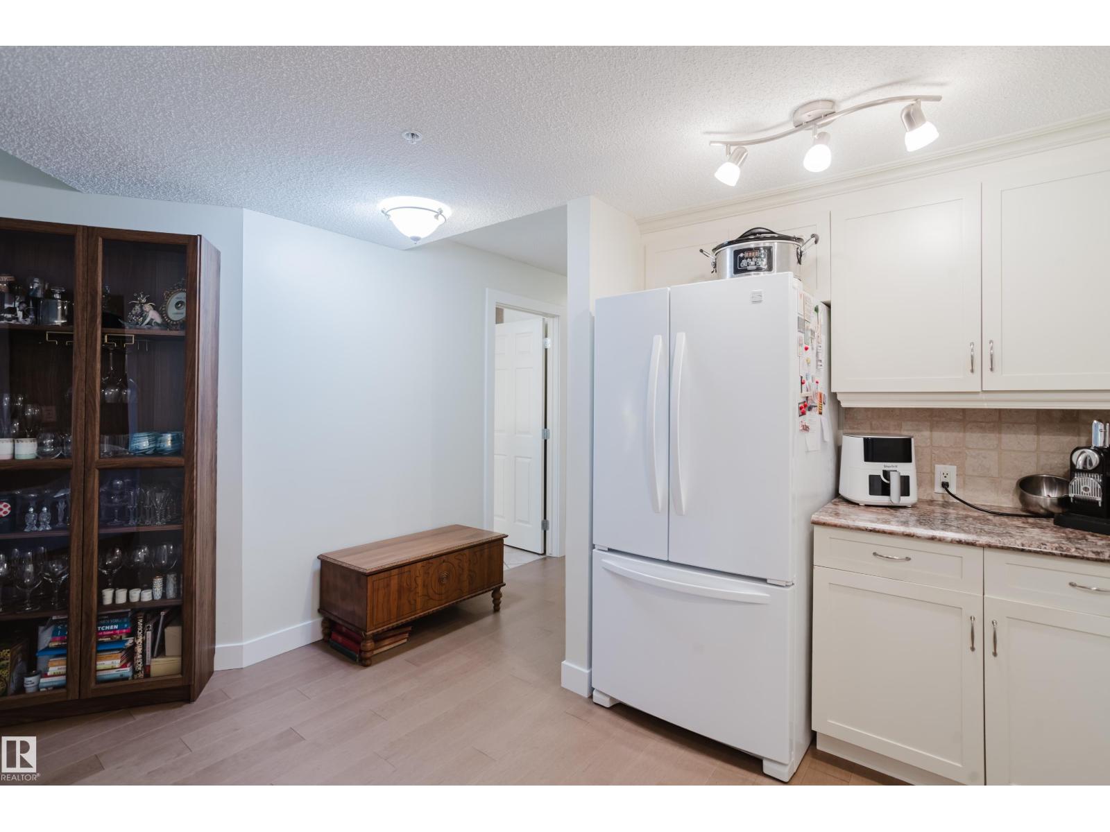 #206 10108 125 St Nw Property Photo 18