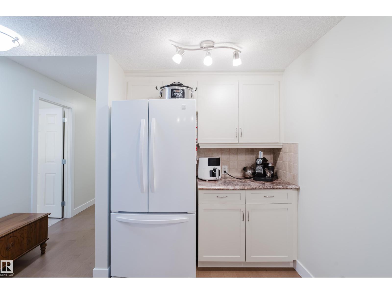 #206 10108 125 St Nw Property Photo 19