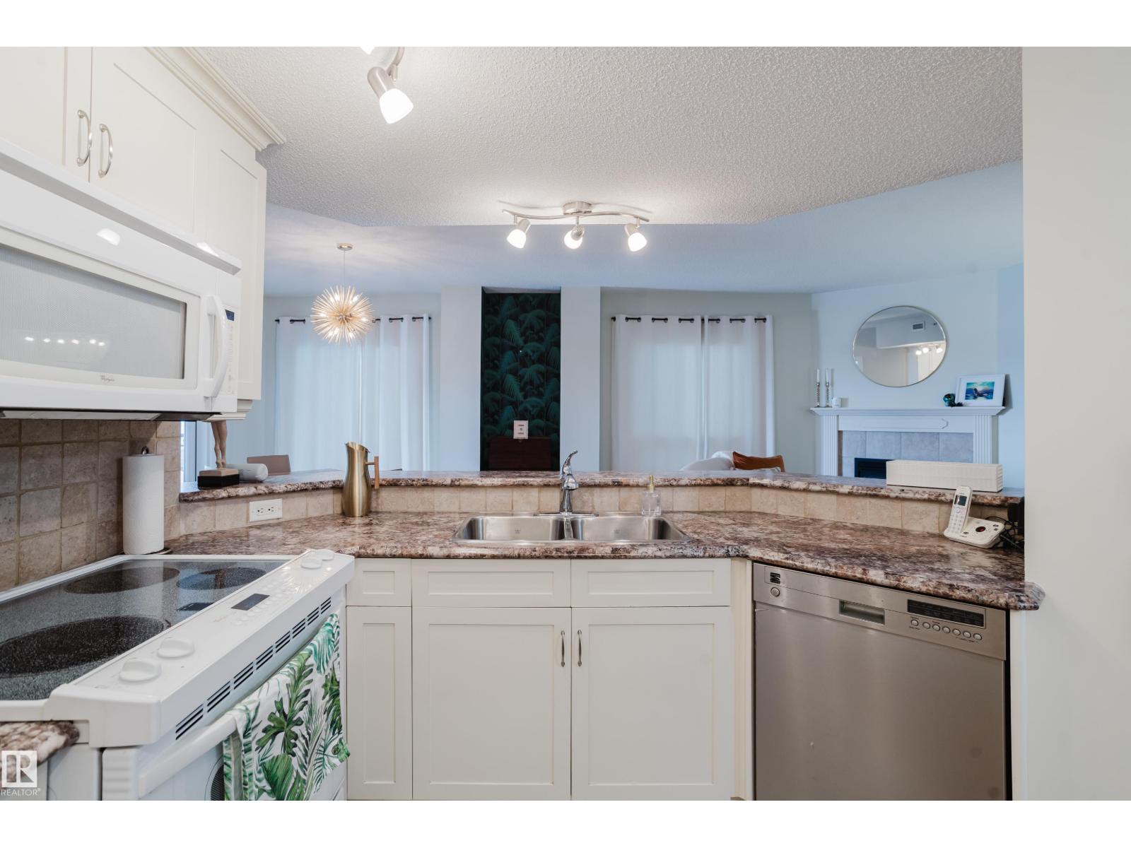 #206 10108 125 St Nw Property Photo 21