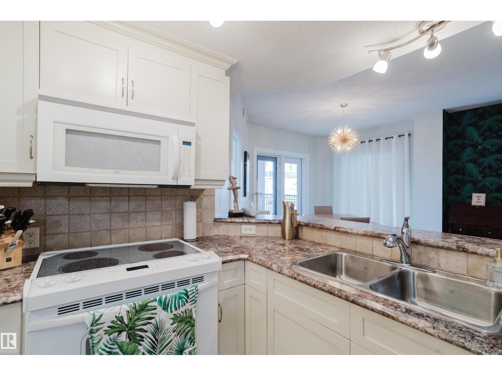 #206 10108 125 St Nw Property Photo 22