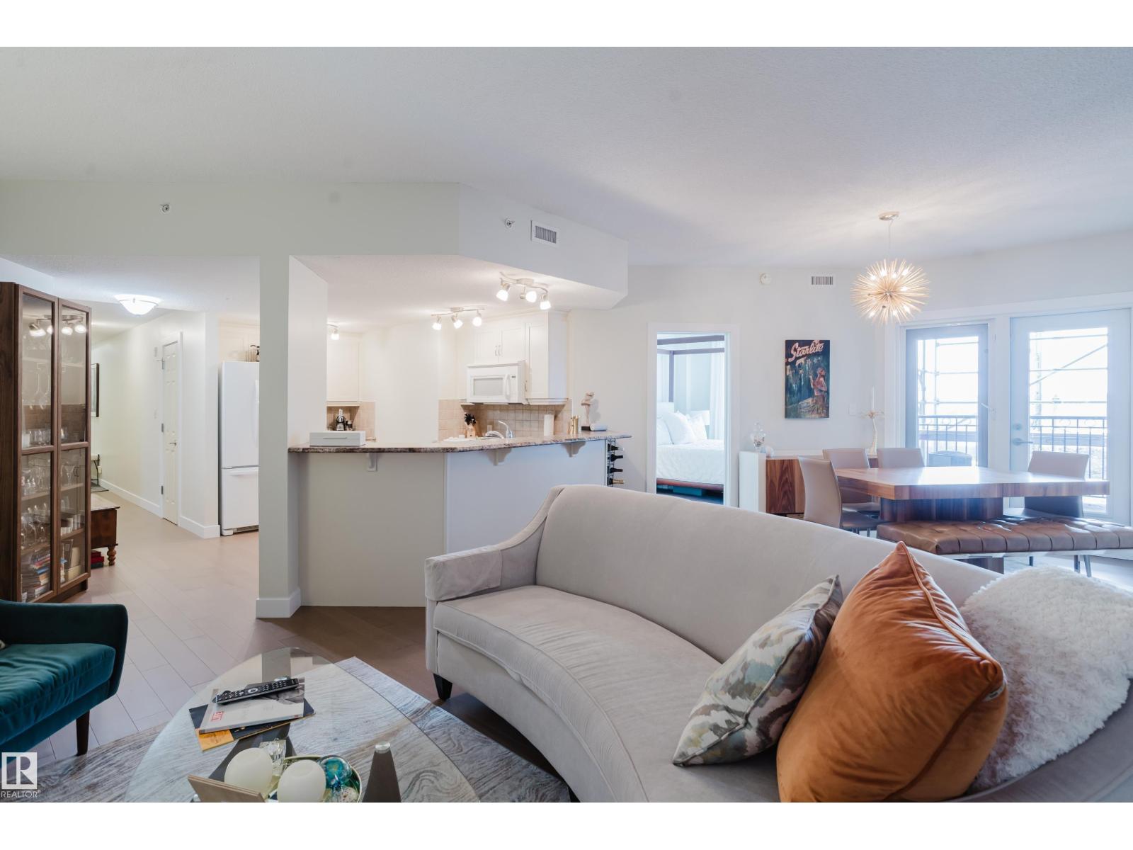#206 10108 125 St Nw Property Photo 25