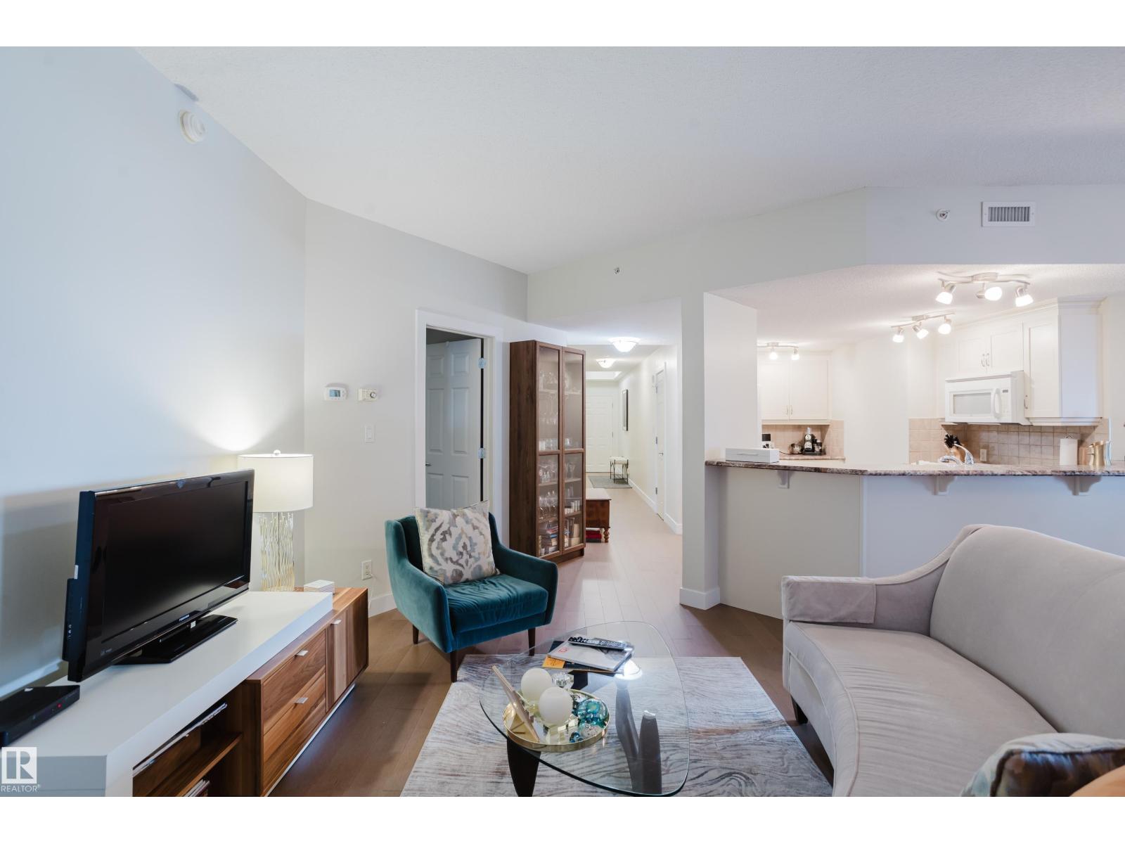 #206 10108 125 St Nw Property Photo 26