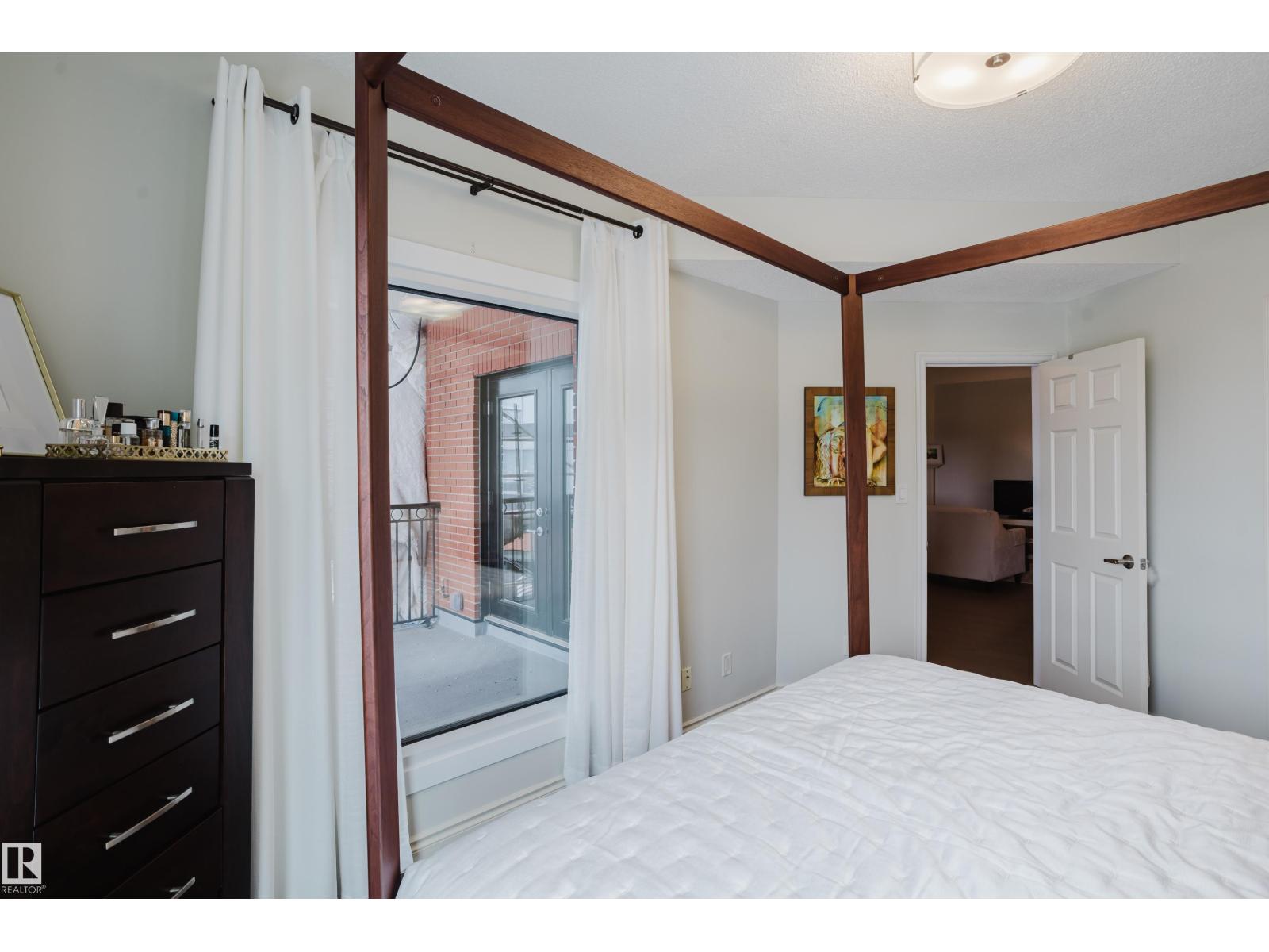 #206 10108 125 St Nw Property Photo 31
