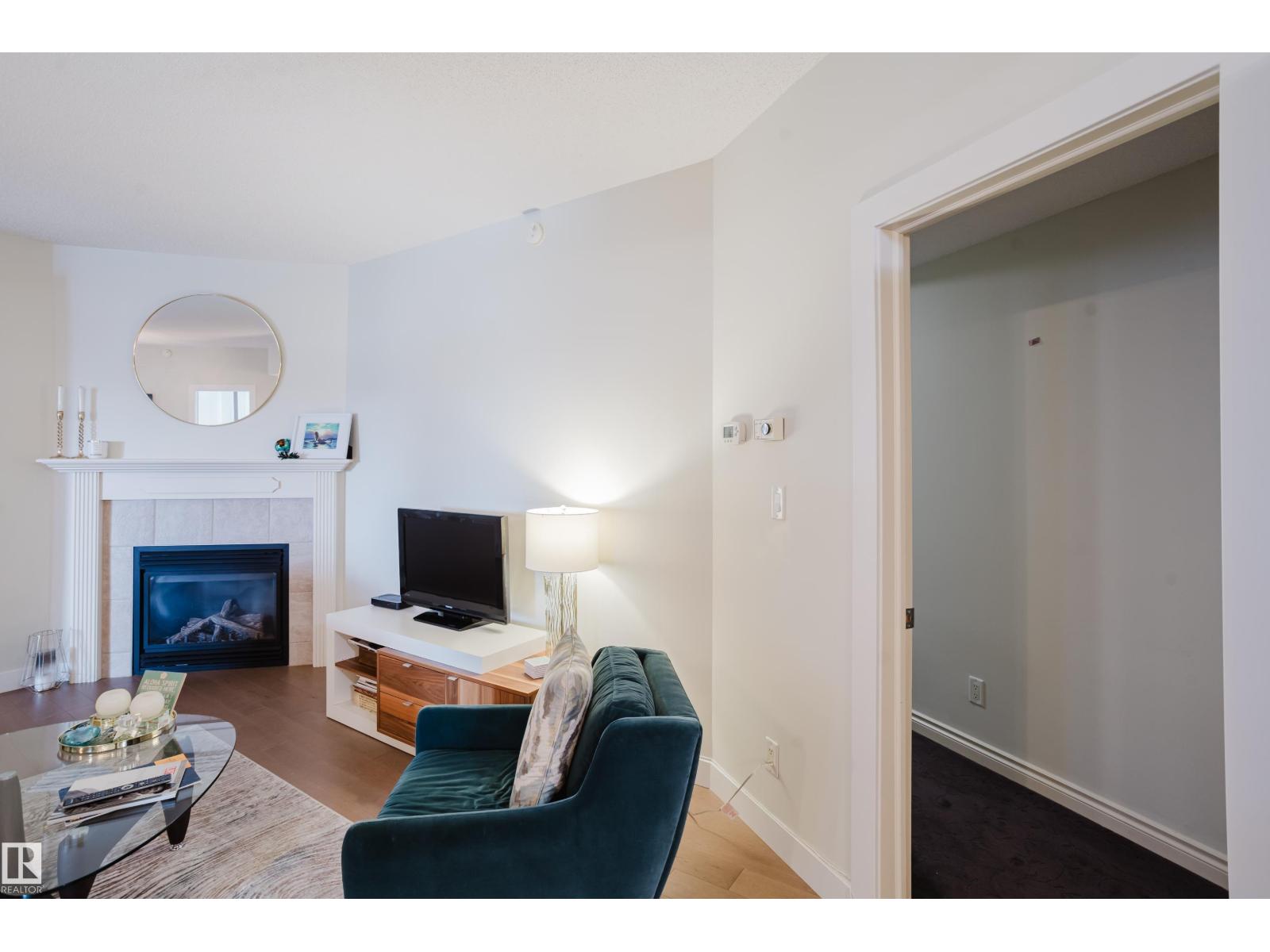 #206 10108 125 St Nw Property Photo 44