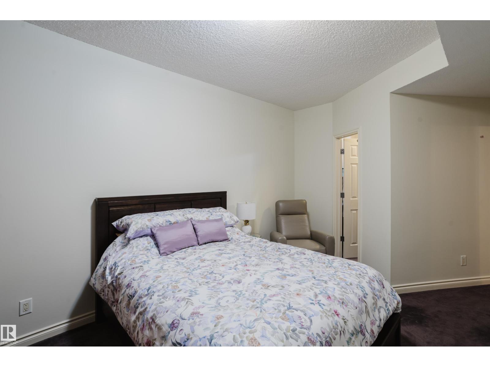 #206 10108 125 St Nw Property Photo 47