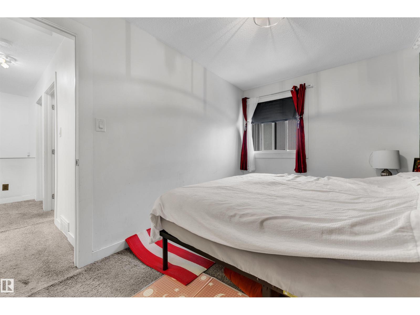 #7 14115 82 St Nw Property Photo 18