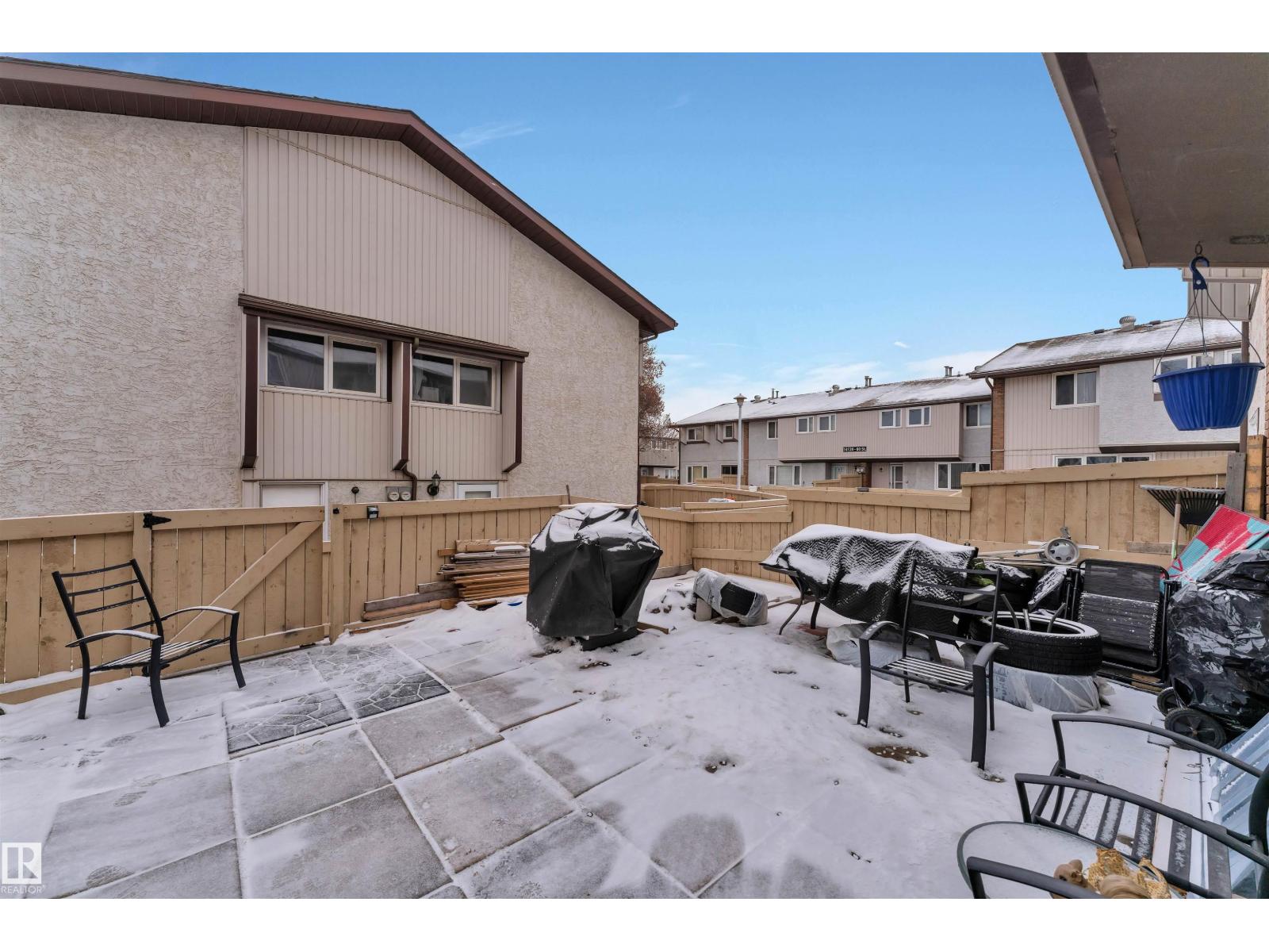 #7 14115 82 St Nw Property Photo 24