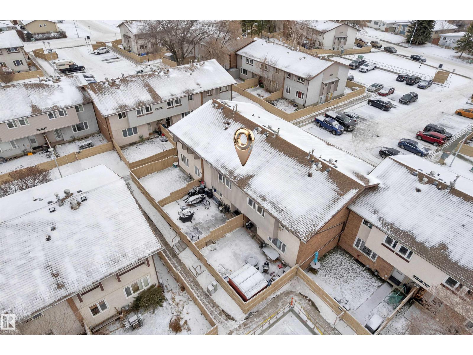 #7 14115 82 St Nw Property Photo 29