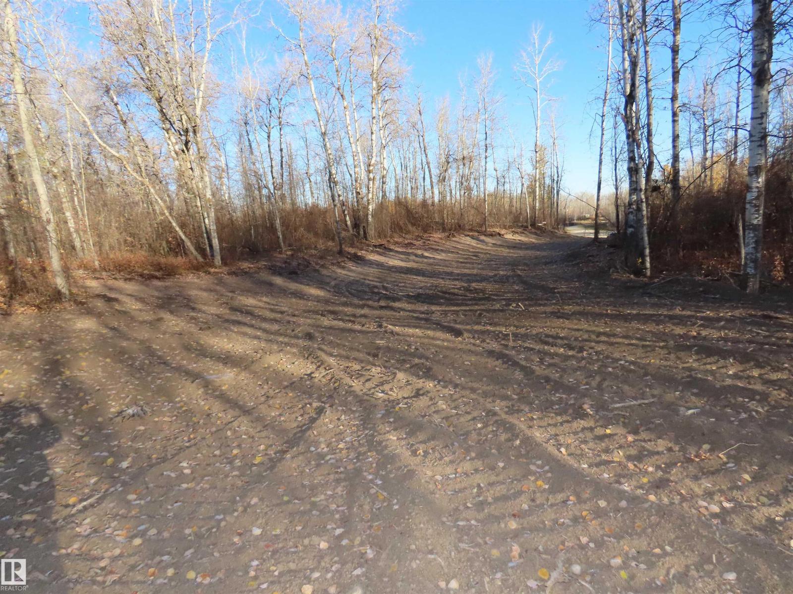 54425 Ste Anne Trail Property Photo 8
