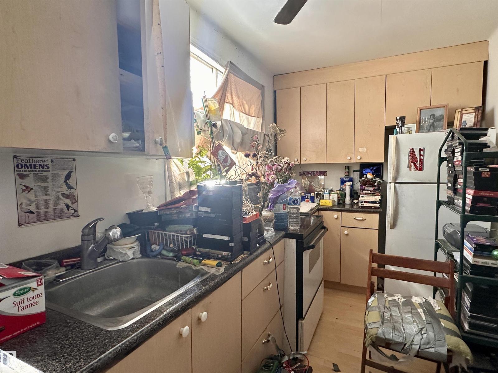 10528 100 Av Property Photo 27
