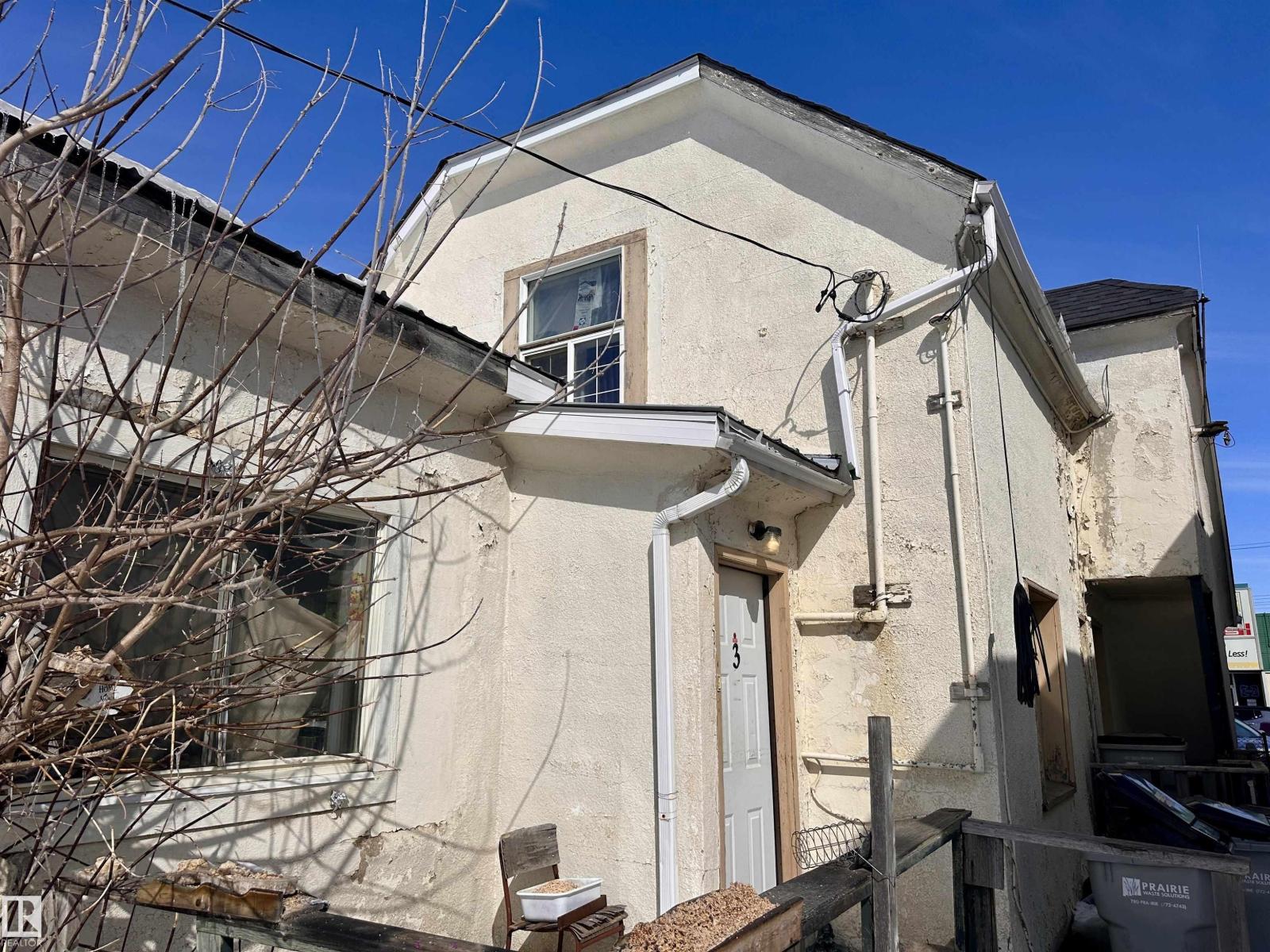 10528 100 Av Property Photo 44