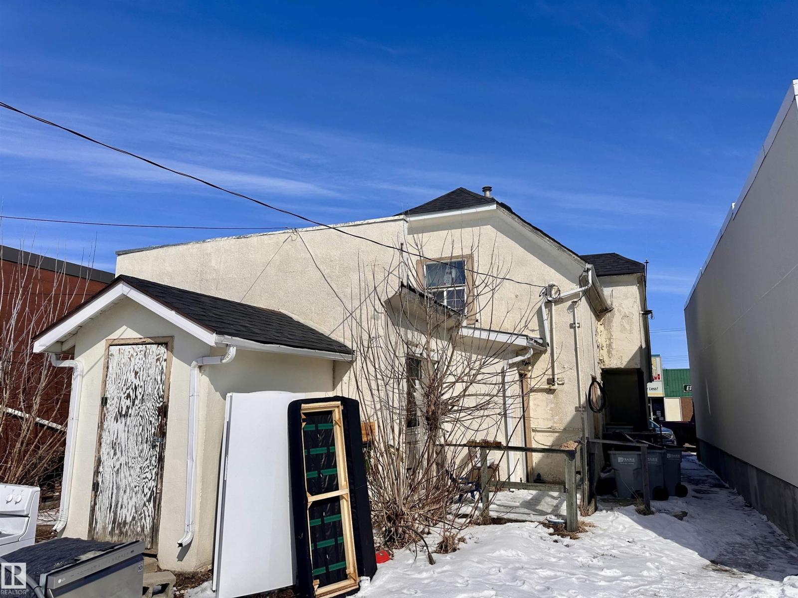 10528 100 Av Property Photo 45