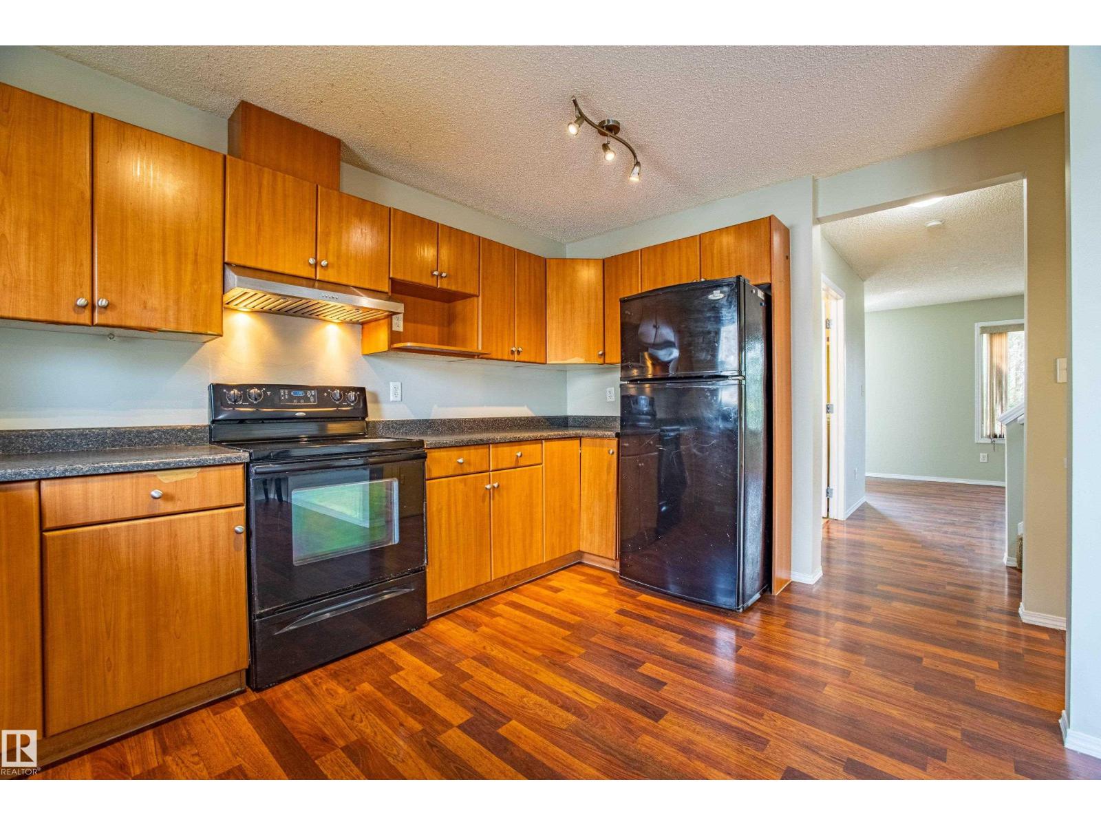 #51, 2503 24 St Nw Property Photo 10