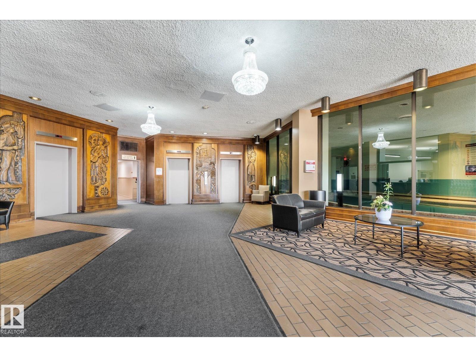 #102 13910 Stony Plain Rd Nw Property Photo 4