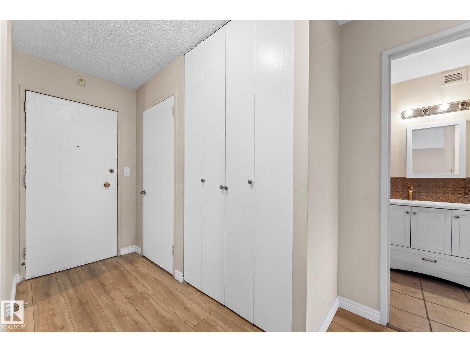 #102 13910 Stony Plain Rd Nw Property Photo 12
