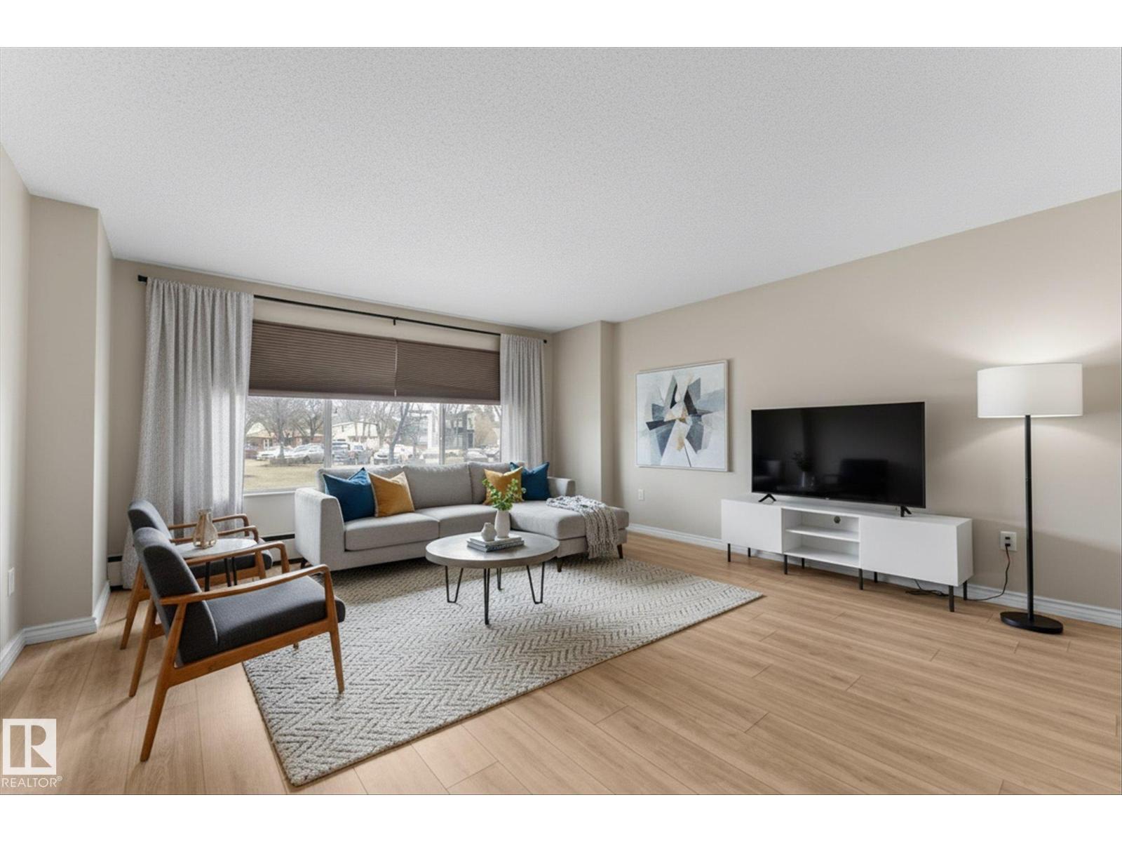 #102 13910 Stony Plain Rd Nw Property Photo 18