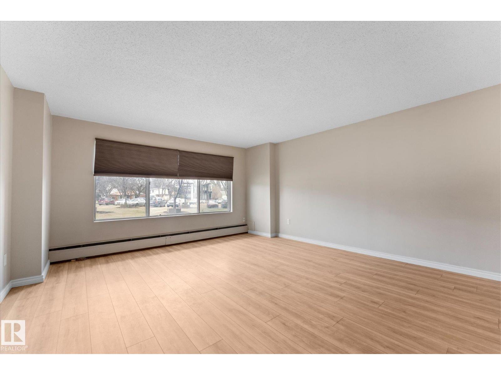 #102 13910 Stony Plain Rd Nw Property Photo 23