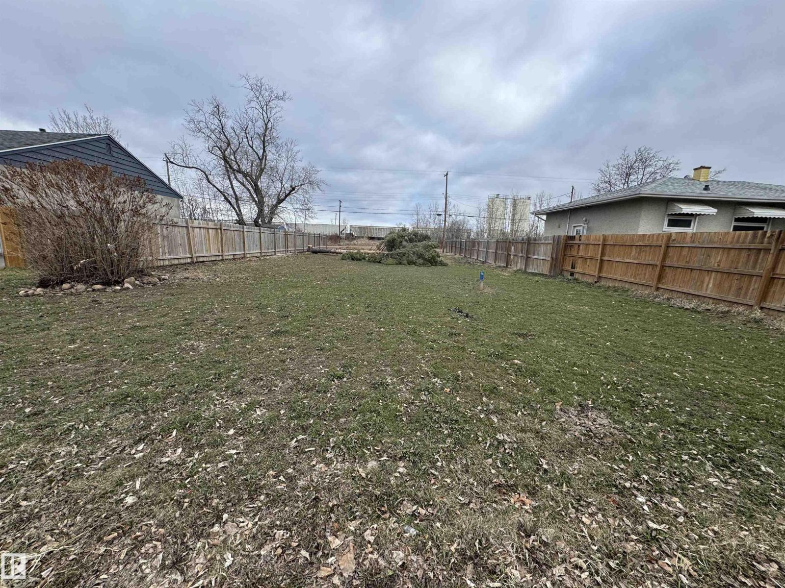 10216 107 St Property Photo 3