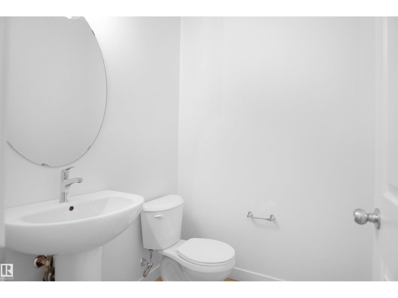 20904 16 Av Nw Property Photo 14