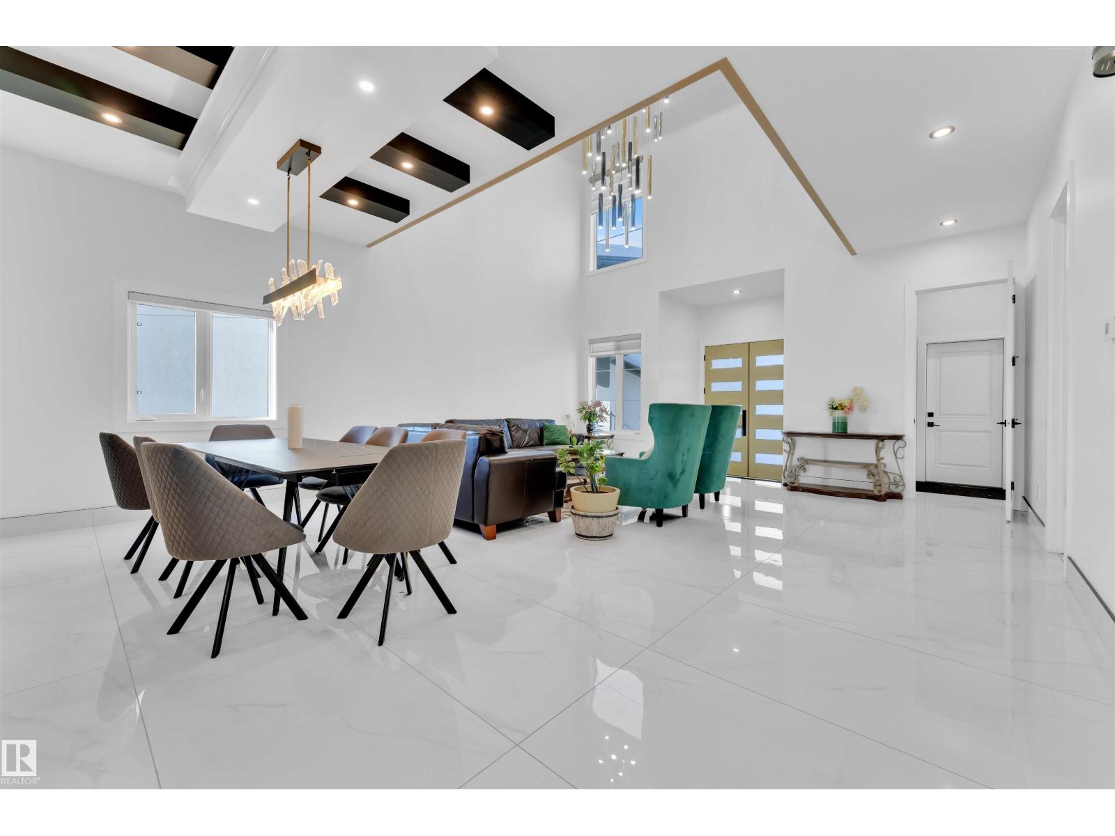 1704 19 St Nw Property Photo 8