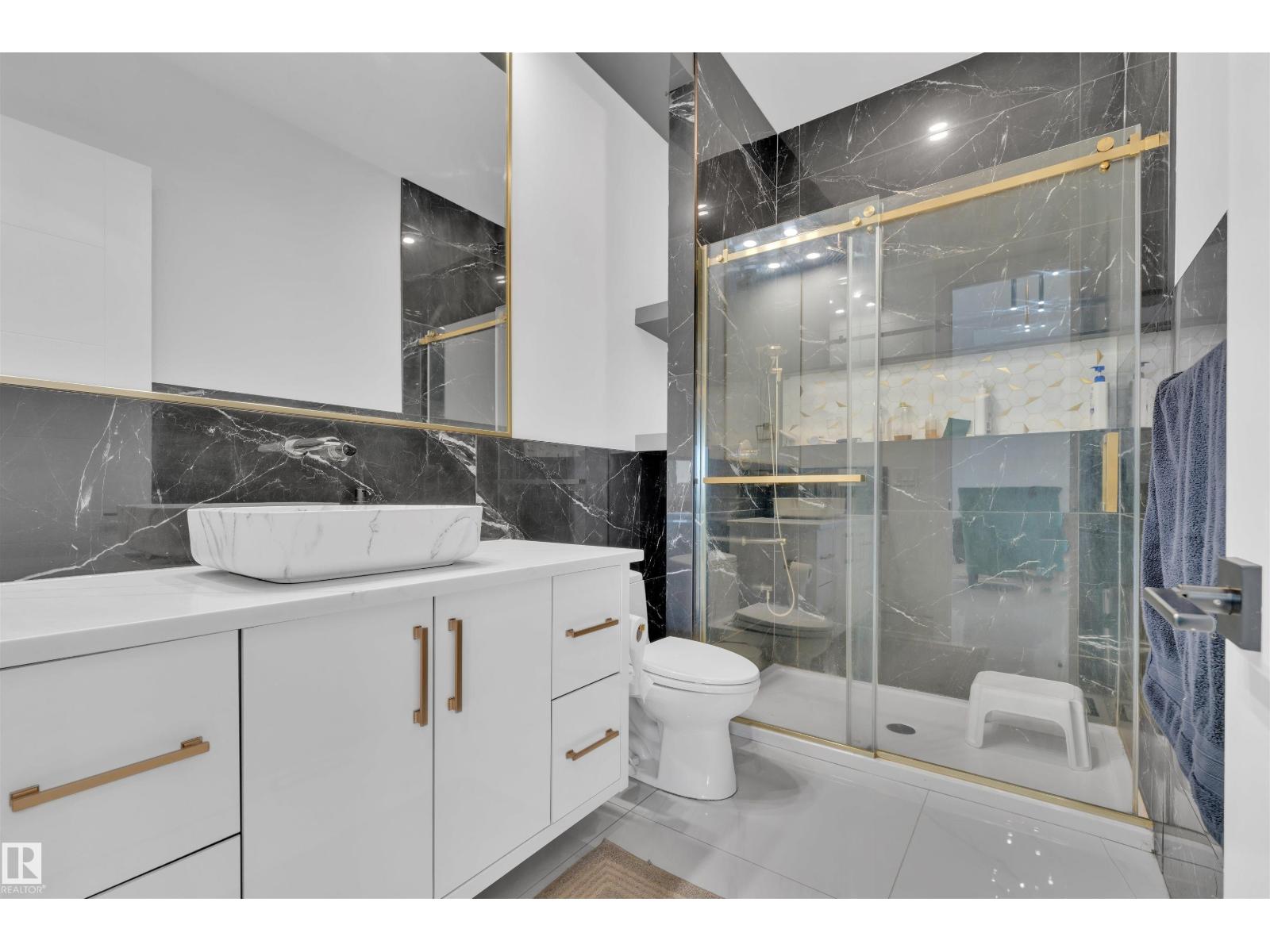 1704 19 St Nw Property Photo 12