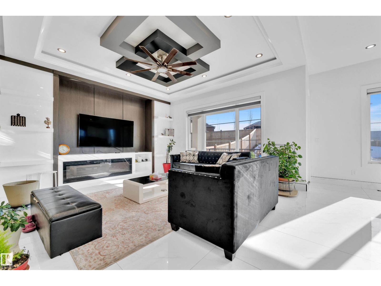 1704 19 St Nw Property Photo 15