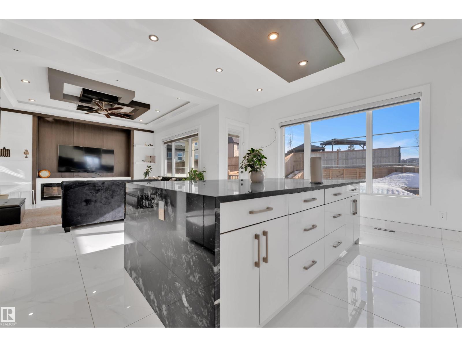1704 19 St Nw Property Photo 22