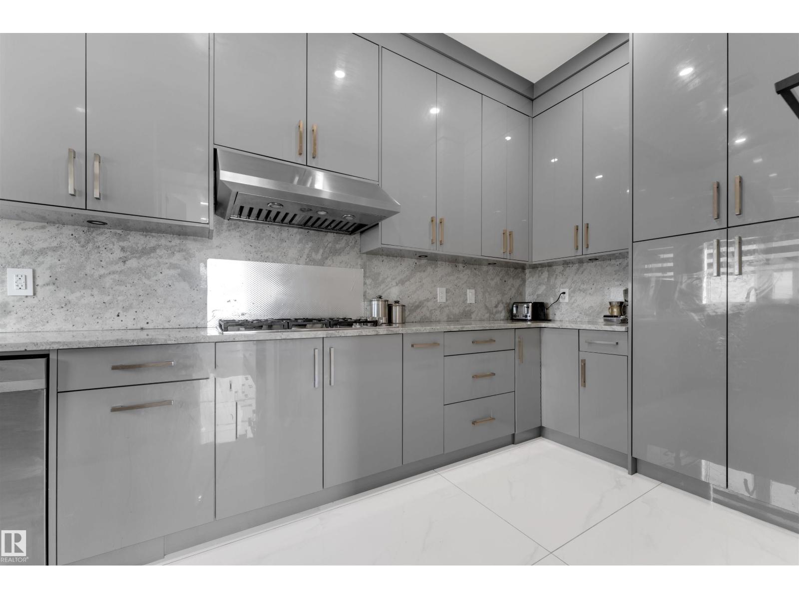 1704 19 St Nw Property Photo 23