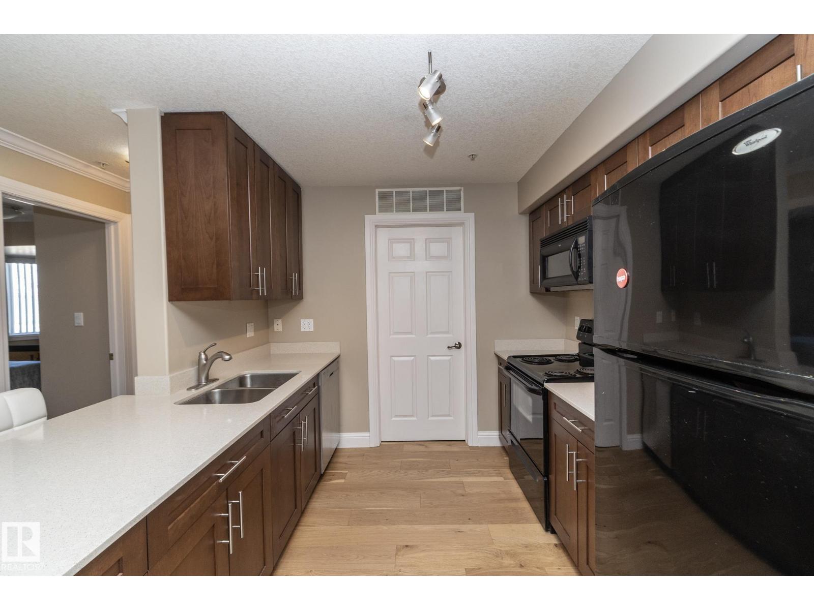 #209 13111 140 Av Nw Property Photo 23