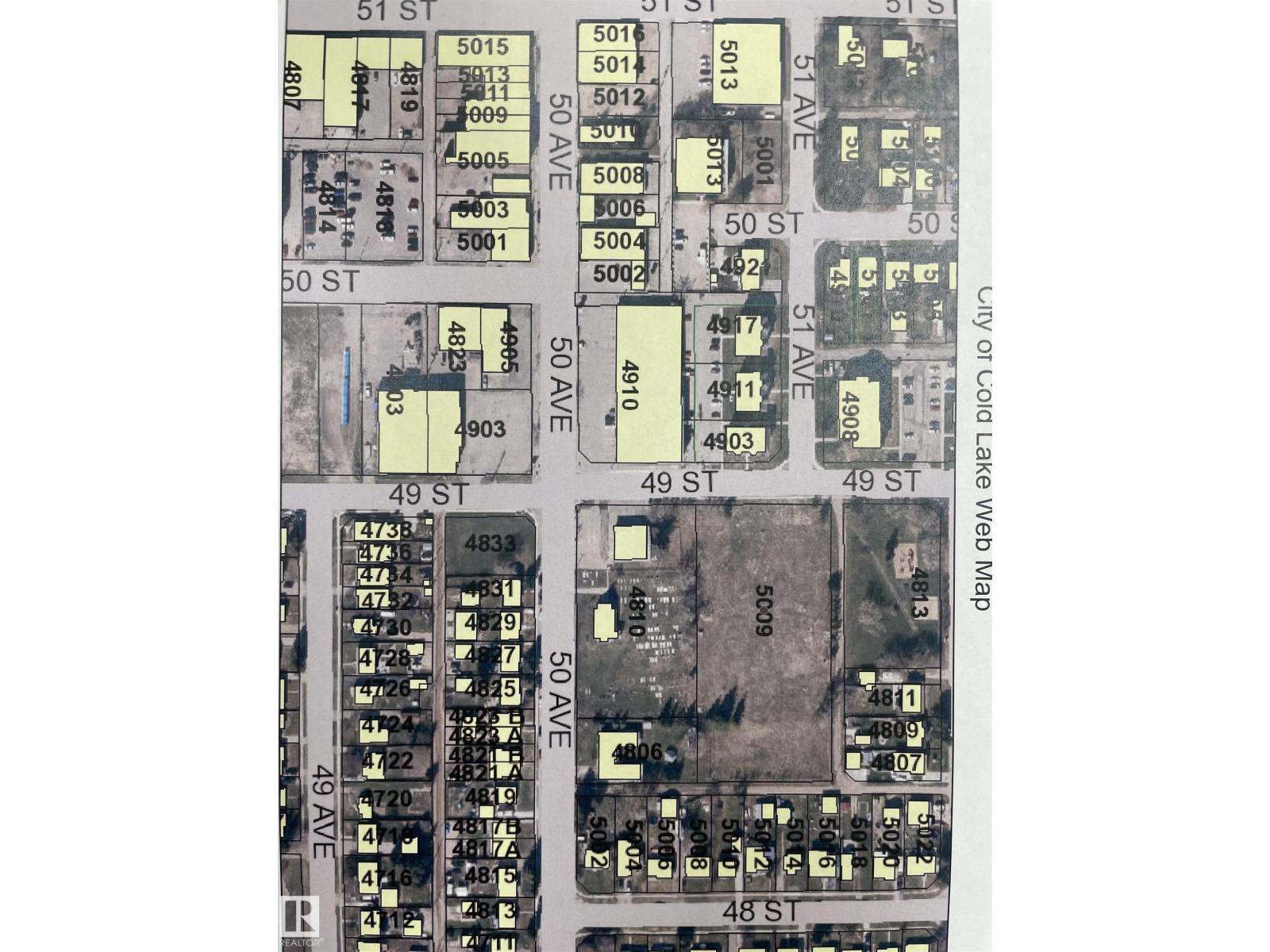 5009 49 St Property Photo 1