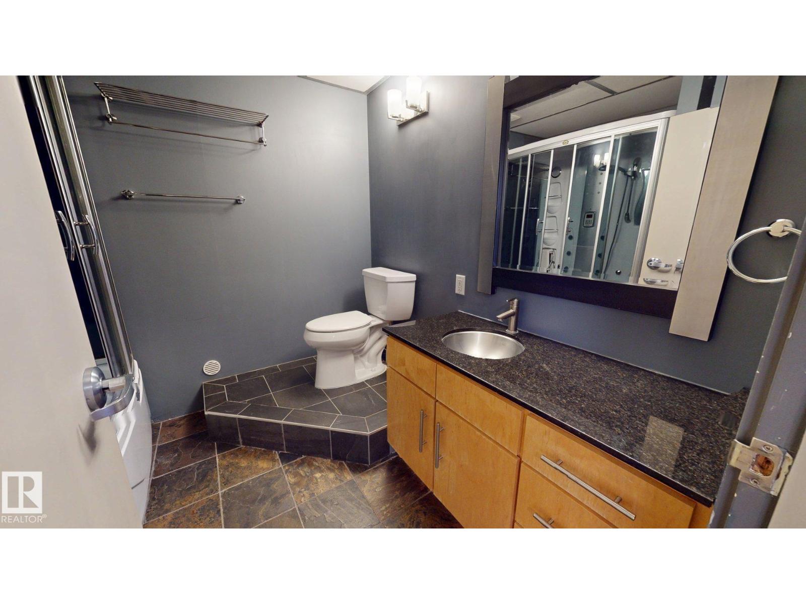 #241 10309 107 St Nw Property Photo 15