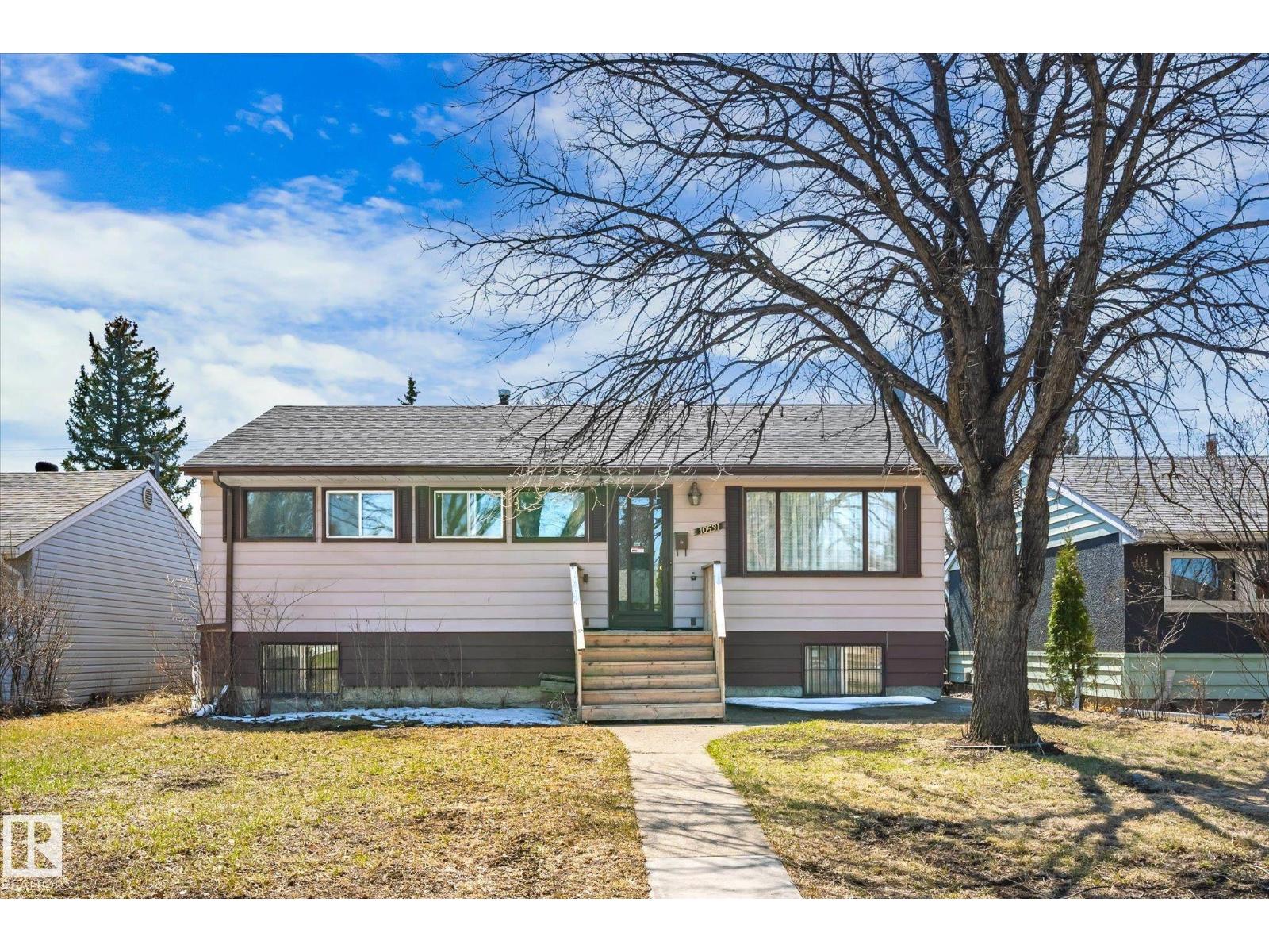 10531 128 Av Nw Property Photo 2
