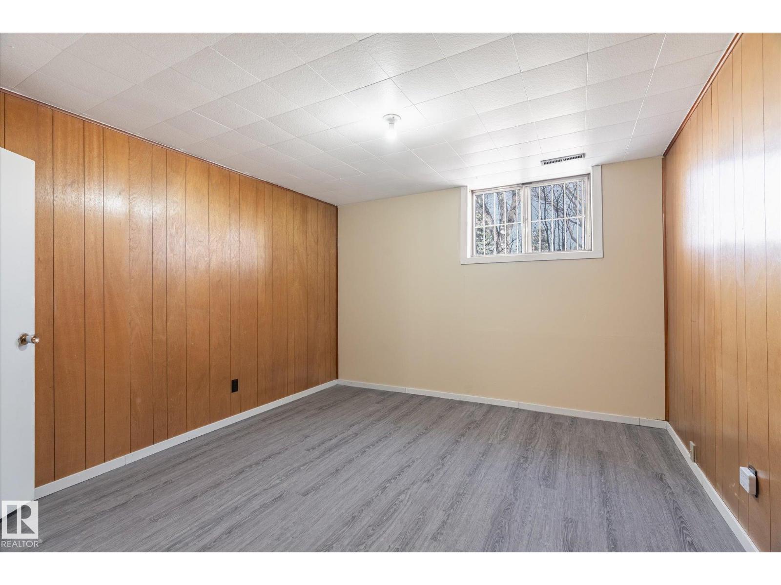 10531 128 Av Nw Property Photo 23