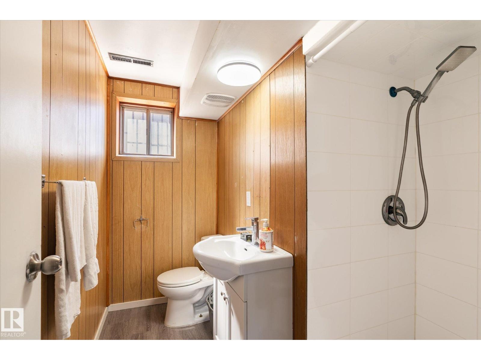 10531 128 Av Nw Property Photo 27