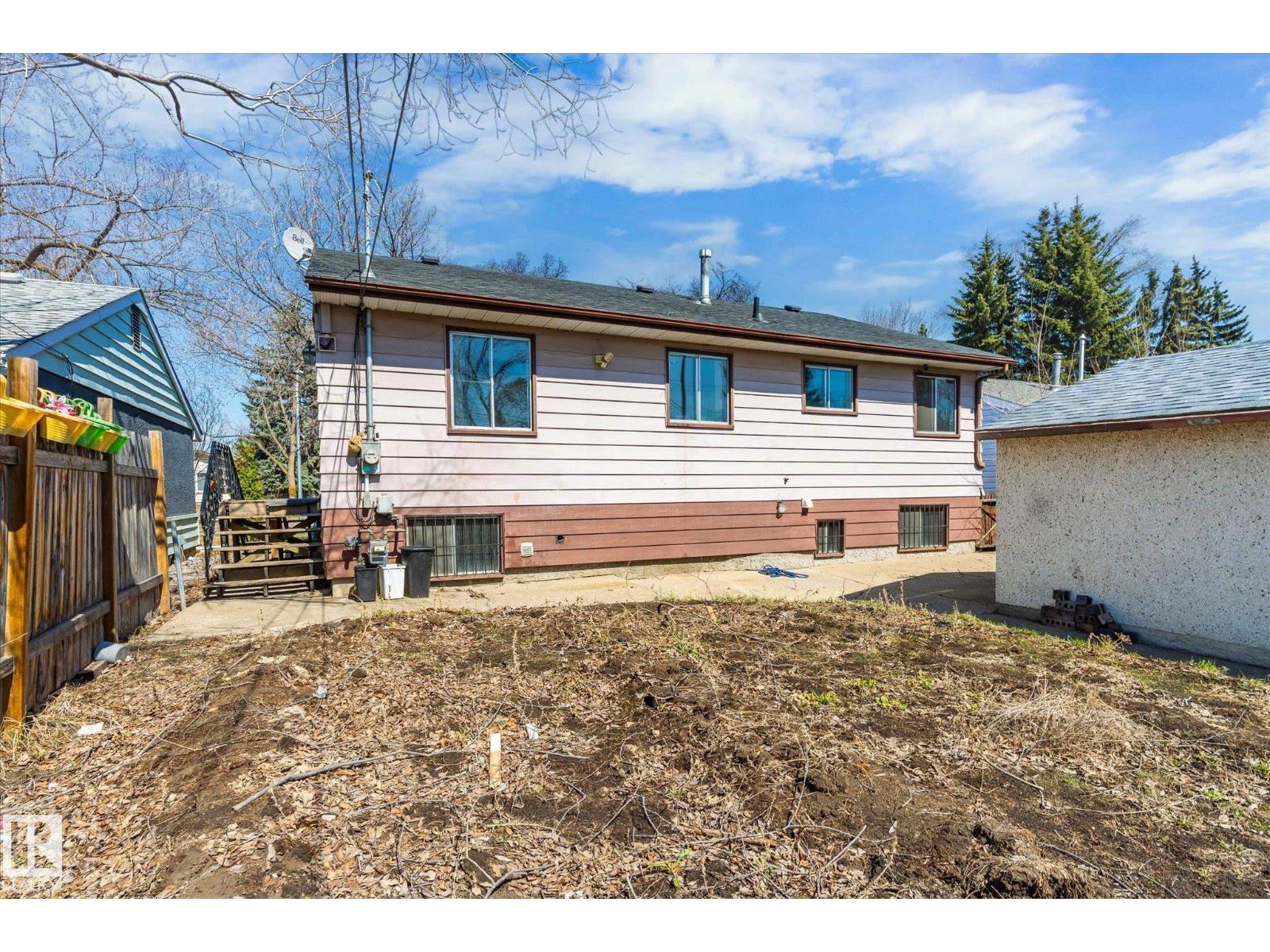 10531 128 Av Nw Property Photo 33