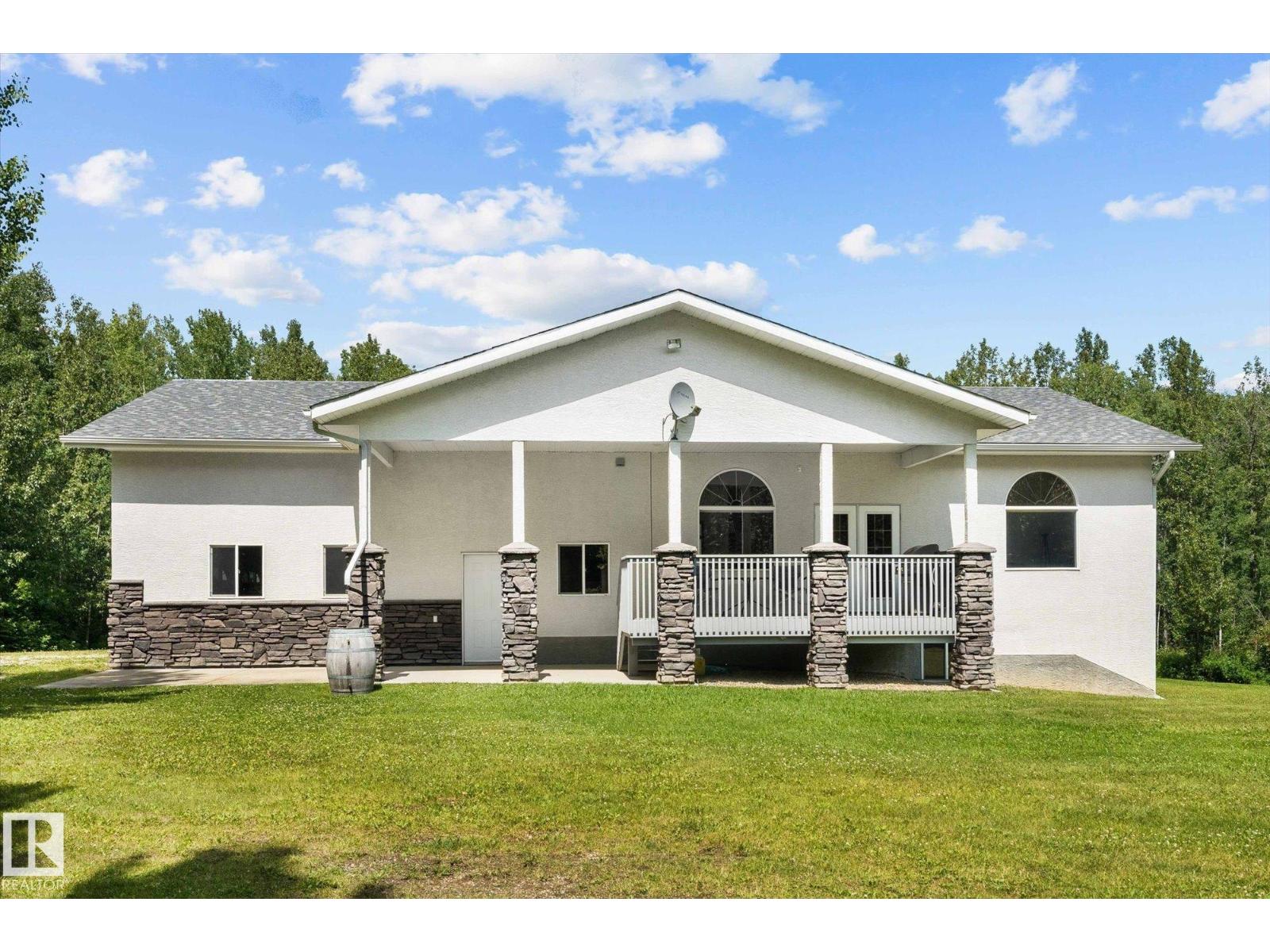 6316 Hghway 16 Property Photo 14