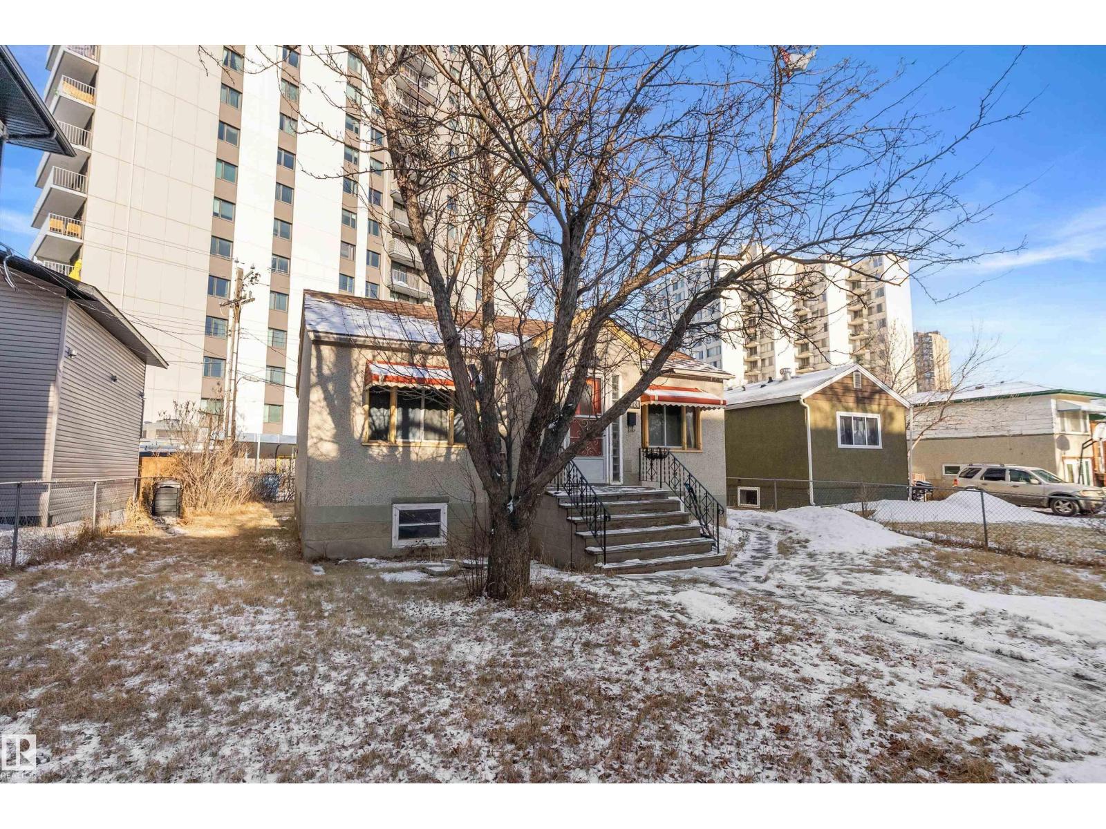 10124 88 Av Nw Property Photo 36
