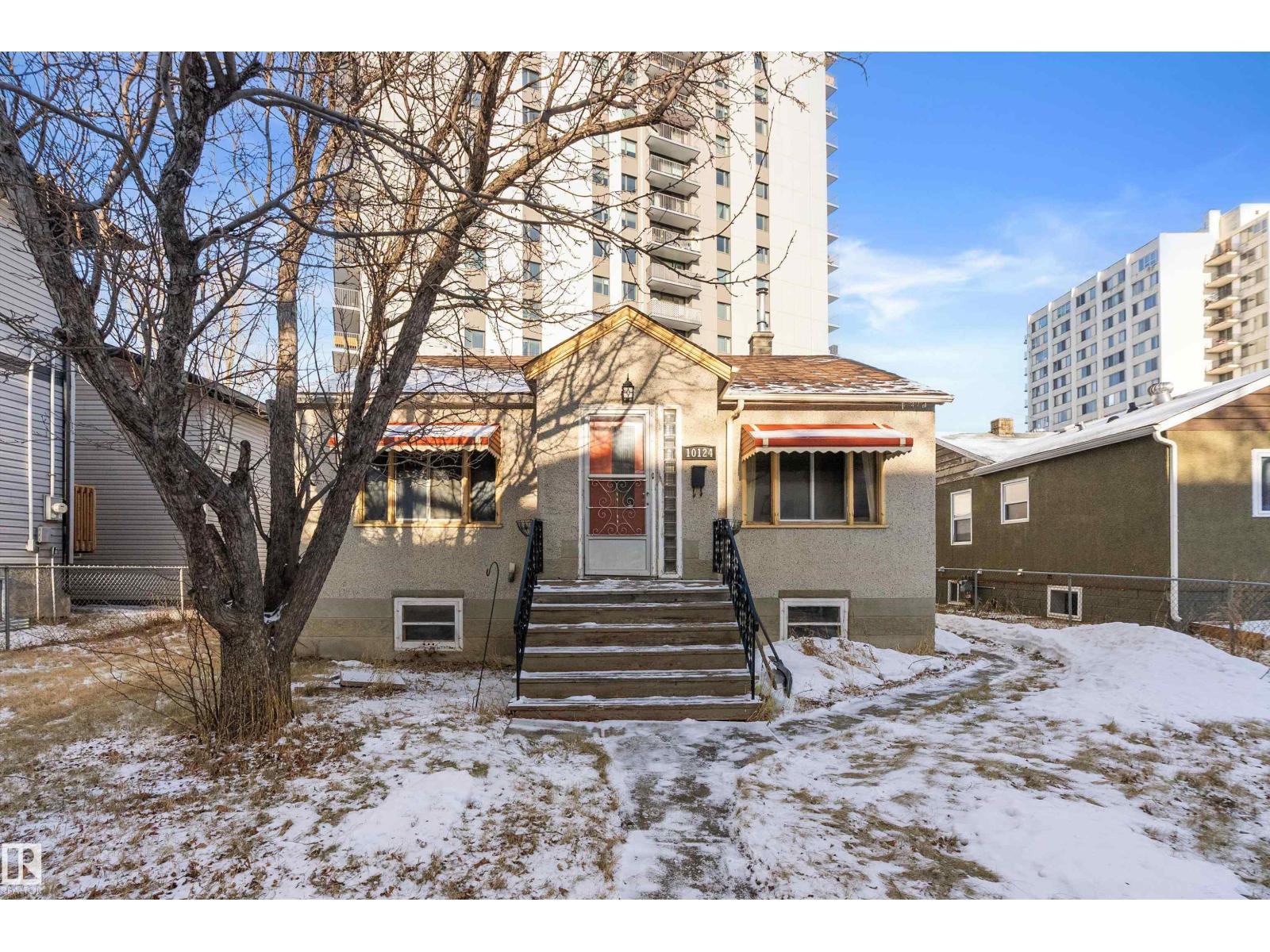 10124 88 Av Nw Property Photo 37