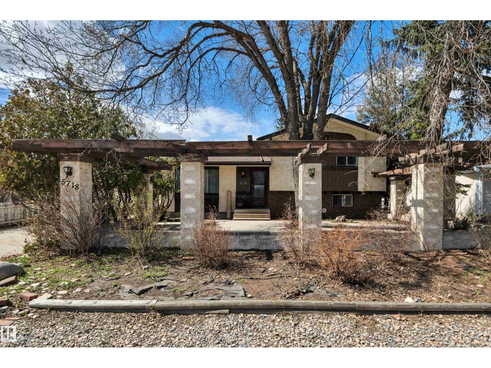 5718 Garden Meadows Drive Property Photo 4