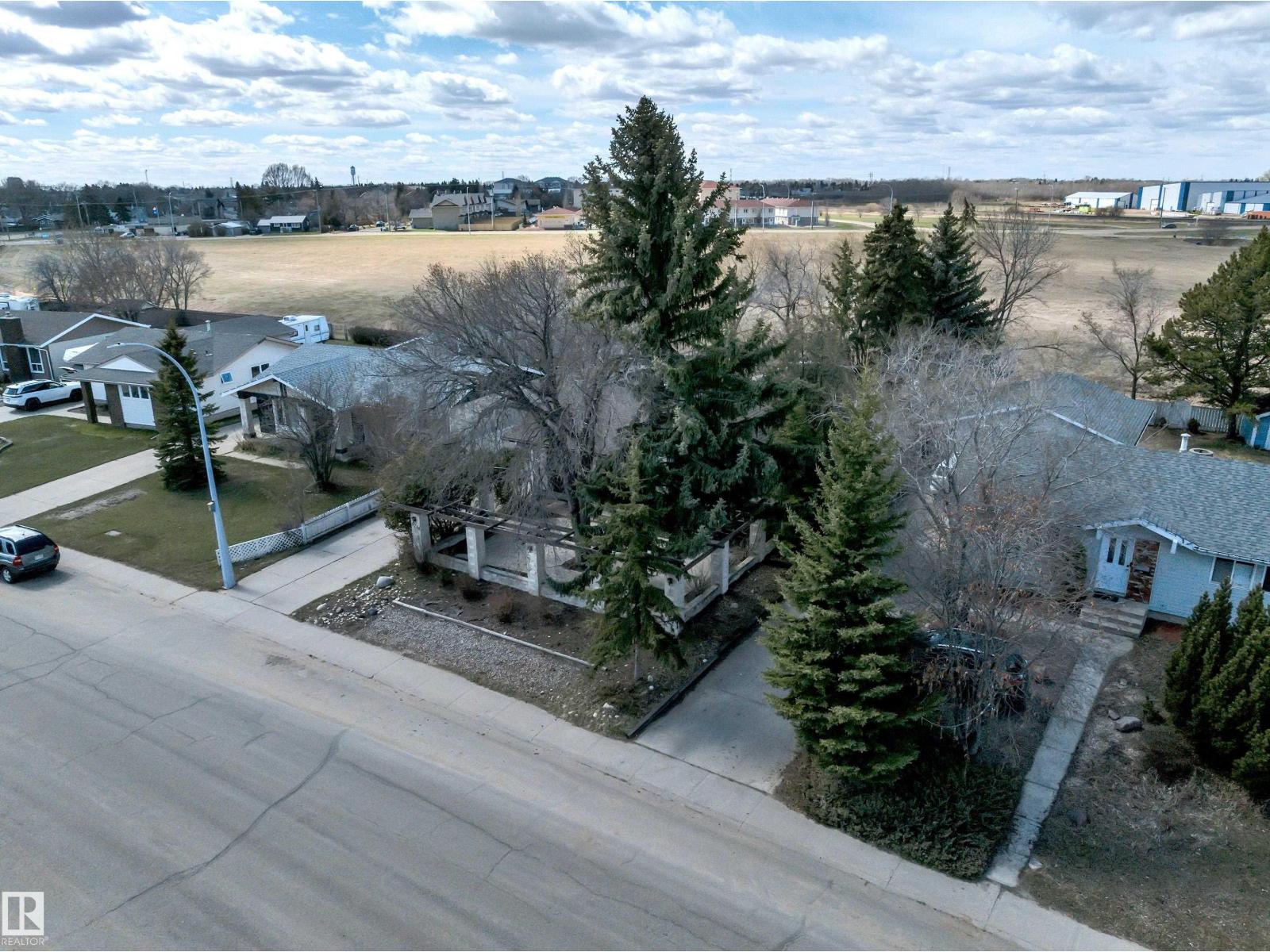 5718 Garden Meadows Drive Property Photo 9