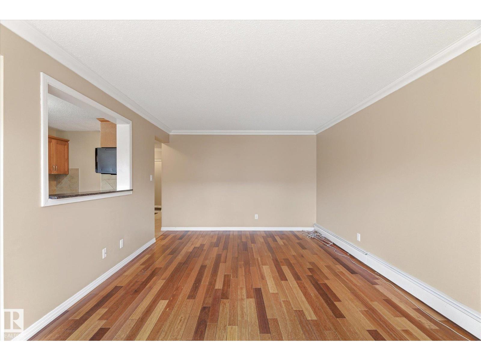 #204 10720 84 Av Nw Property Photo 6