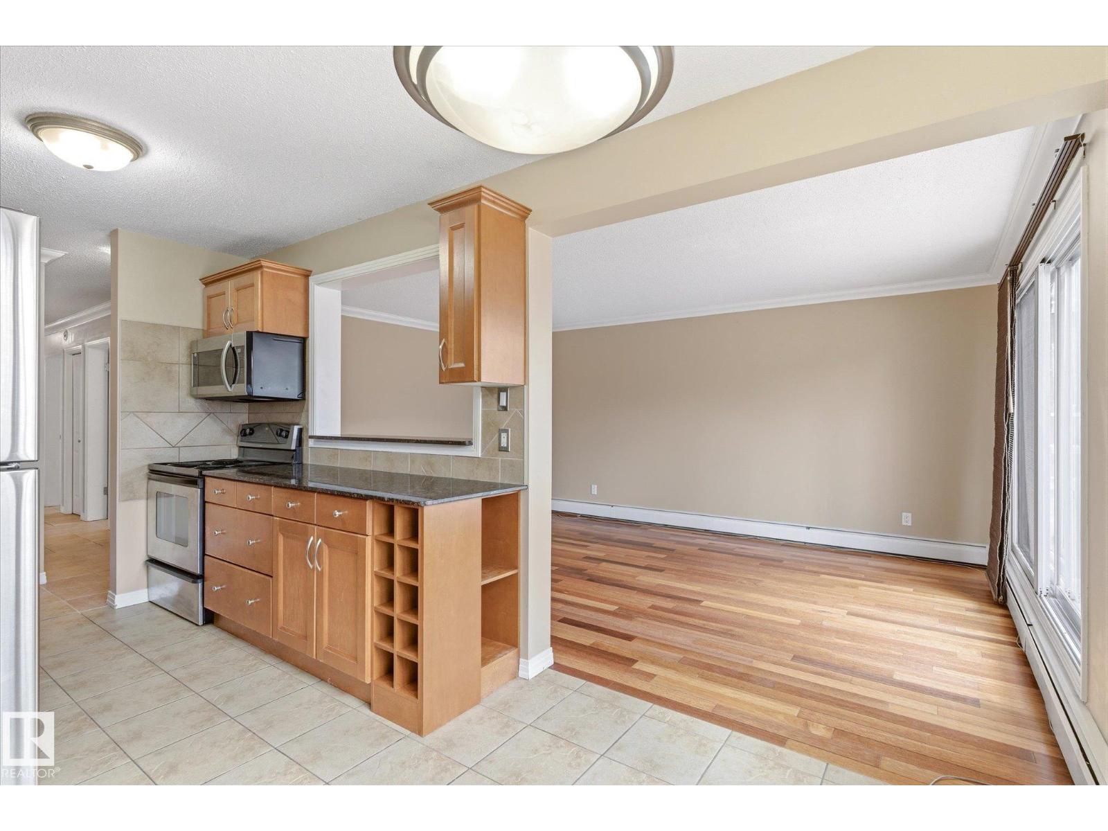 #204 10720 84 Av Nw Property Photo 9