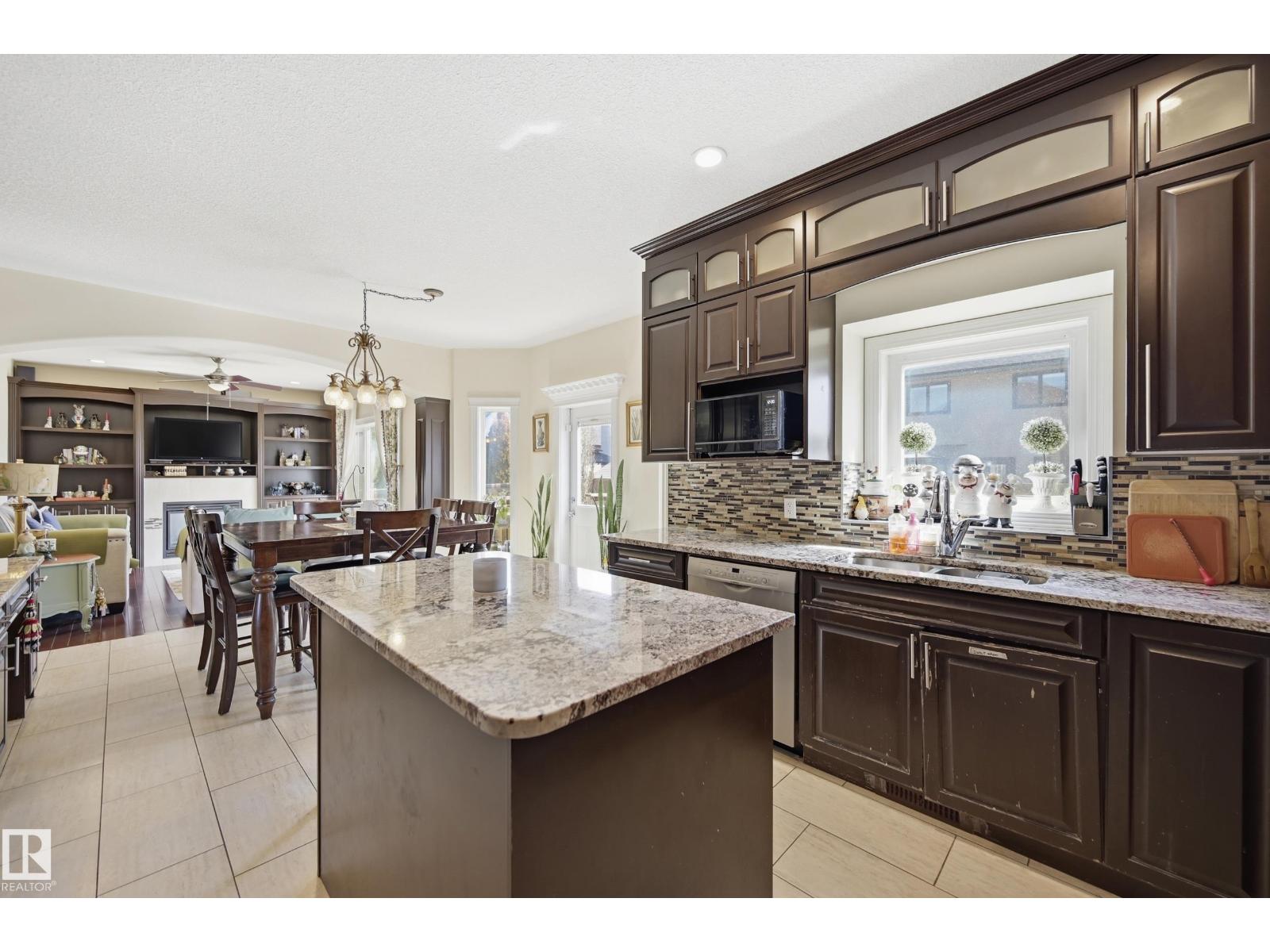 3105 65 St Property Photo 18