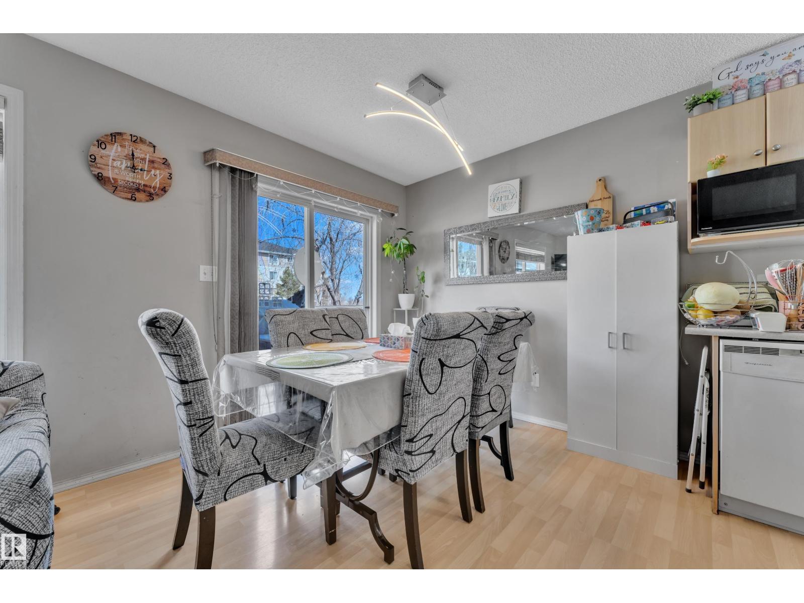 #64 4350 23 St Nw Property Photo 12